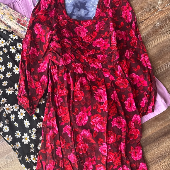 Dress Bundle - Picture 2 of 11